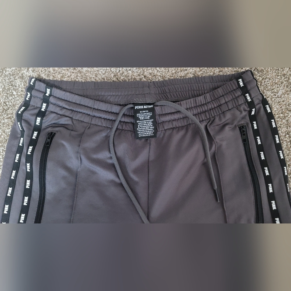 Pink active pants - Picture 3 of 3